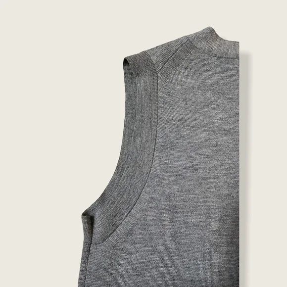 Theory Grey Merino Wool Long Vest size Small - Picture 8 of 13